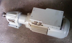 Lenze-Geared-Motor